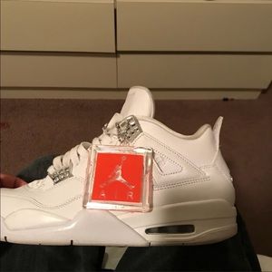 Retro 4 Jordan “Pure Money”